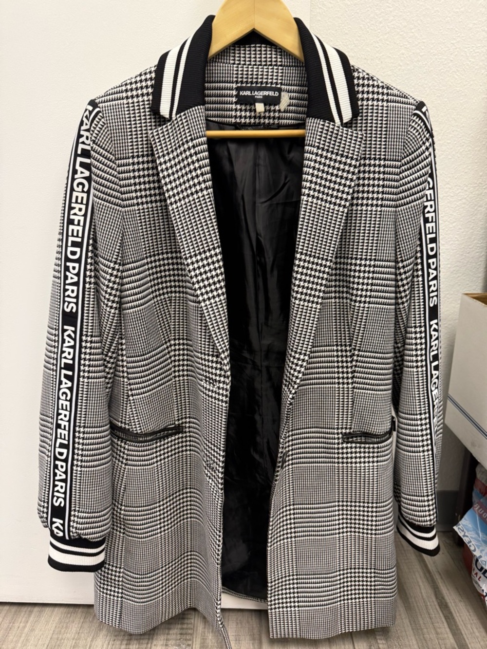 Karl Lagerfeld Black & White Houndstooth Jacket